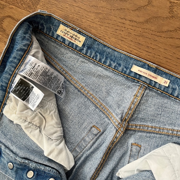 Levi's Ribcage Straight Leg High Rise Denim Jeans - Size 31 - Picture 5 of 7